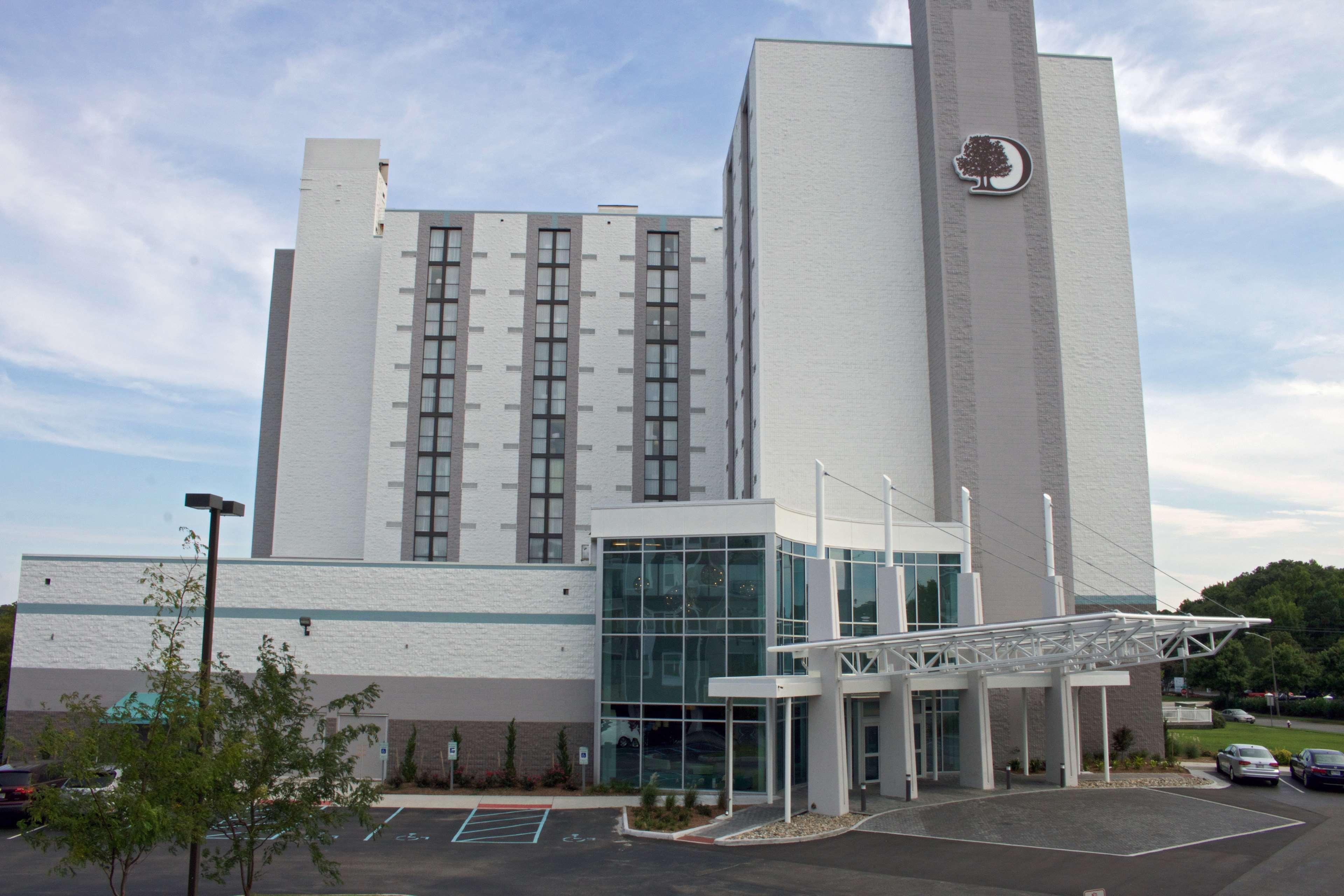 Doubletree By Hilton Virginia Beach Hotel Exterior photo